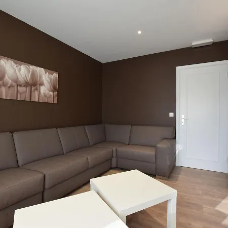 Swanky Retreat Between The Town Of Spa And Luxembourg